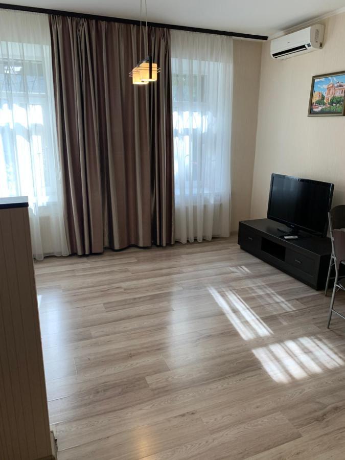Excellent Apartment In The Center Of Odessa Exterior foto